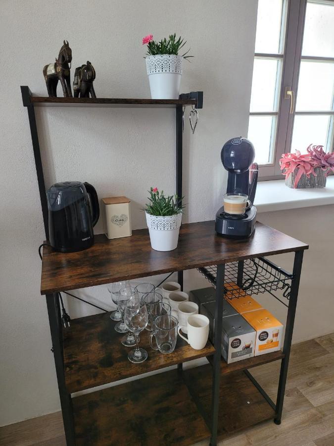 Chateau Moravany - Apartmany, Teepee A Wellness Ronow an der Doubrava Dış mekan fotoğraf