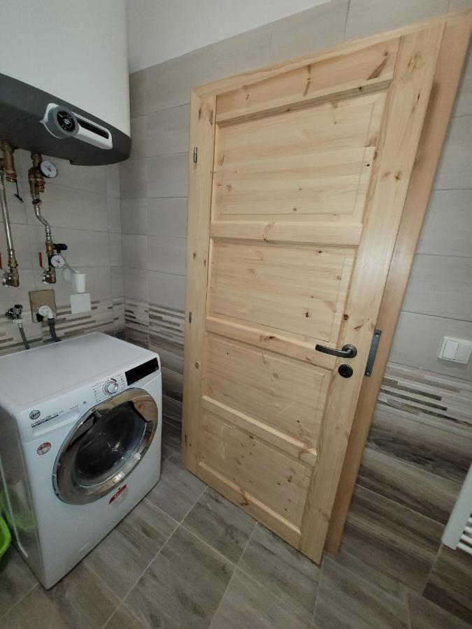 Chateau Moravany - Apartmany, Teepee A Wellness Ronow an der Doubrava Dış mekan fotoğraf