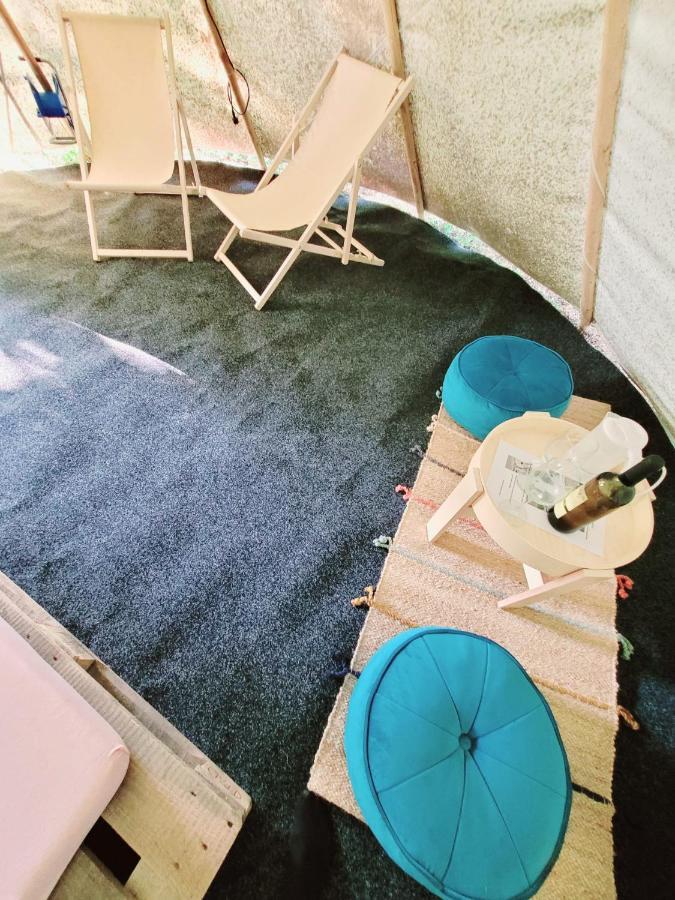 Chateau Moravany - Apartmany, Teepee A Wellness Ronow an der Doubrava Dış mekan fotoğraf